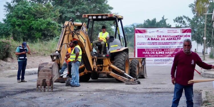 Inicia segunda etapa de rehabilitación de la Av. Tamaulipas en Las Mojoneras Inicia segunda etapa de rehabilitación de la Av. Tamaulipas en Las Mojoneras