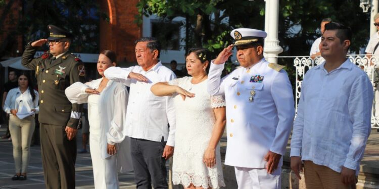 El Profe Michel conmemora el 113 aniversario de la Revolución Mexicana en Puerto Vallarta