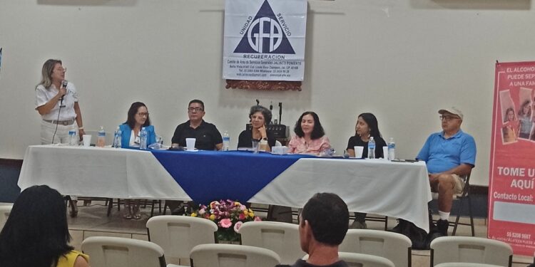 Fortalecen la colaboración entre profesionales con el Simposio Al-Anon