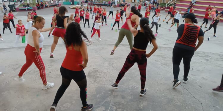 Éxito rotundo en la Master Class Revolucionaria de Baile en San José del Valle
