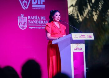 Rinde Perla Villalvazo su Segundo Informe de Actividades al frente del DIF de Bahía de Banderas Rinde Perla Villalvazo su Segundo Informe de Actividades al frente del DIF de Bahía de Banderas