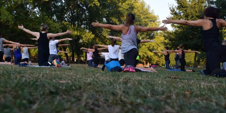 Clase Máster de Yoga gratis en Bucerías para el bienestar de las familias