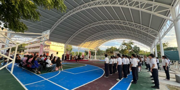 Inauguran domo en la Escuela Secundaria Técnica Nº 15: Un espacio versátil para el desarrollo Inauguran domo en la Escuela Secundaria Técnica Nº 15: Un espacio versátil para el desarrollo