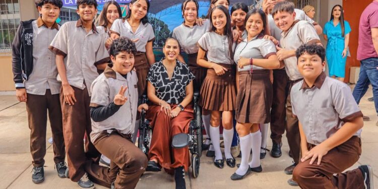 Inversión en la educativa: Mirtha Villalvazo repara escuelas de Bahía de Banderas Inversión en la educativa: Mirtha Villalvazo repara escuelas de Bahía de Banderas