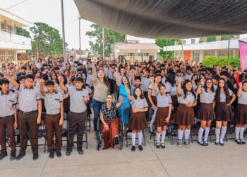 Compromiso educativo: Un repaso a las iniciativas exitosas lideradas por la Subdirección de Educación en el XI Ayuntamiento de Bahía de Banderas.