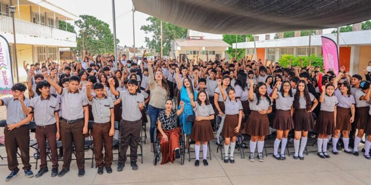 Compromiso educativo: Un repaso a las iniciativas exitosas lideradas por la Subdirección de Educación en el XI Ayuntamiento de Bahía de Banderas.