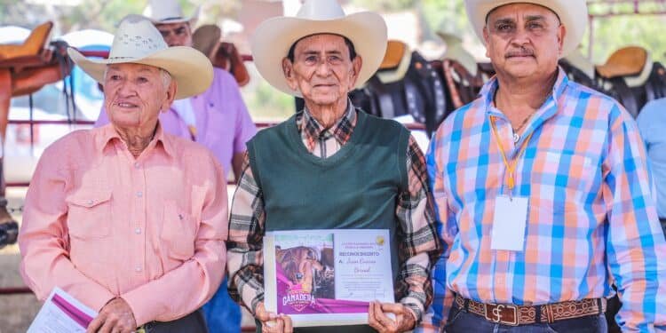 Celebran la Tercera Copa Bahía de Banderas en la Expo Ganadera 2024