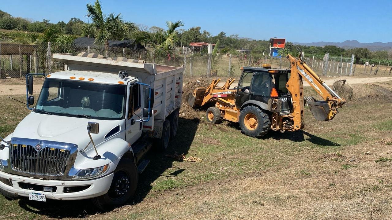 Bahía de Banderas acelera desazolve de ríos y arroyos