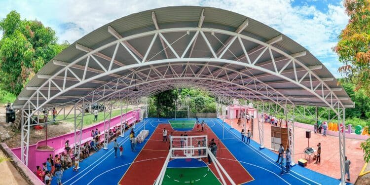 Las Lomas se beneficia con nuevas obras: domo, calle empedrada y más