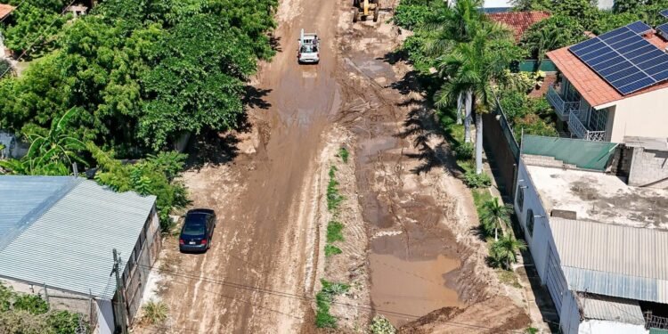 Entregan y supervisan obras en Bucerías, La Cruz de Huanacaxtle y San Pancho