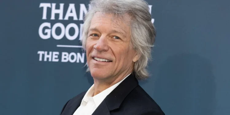 Bon Jovi evita una tragedia y salva a una joven de saltar de un puente