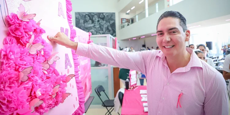 Bahía de Banderas se suma a la lucha contra el cáncer de mama Bahía de Banderas se suma a la lucha contra el cáncer de mama