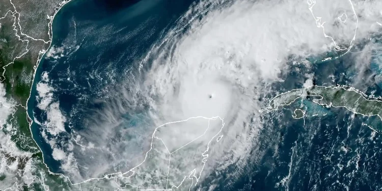 Los datos aterradores que hacen del huracán Milton en Florida uno de los más peligrosos jamás registrados