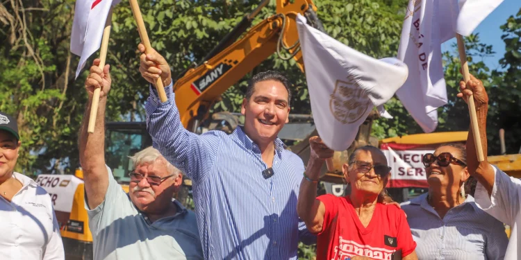 Récord en Bahía de Banderas: 15 obras en 50 días