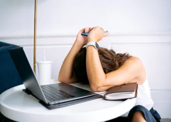 ¿Tres días de descanso por tener el corazón roto? Una propuesta innovadora para el mundo laboral ¿Tres días de descanso por tener el corazón roto? Una propuesta innovadora para el mundo laboral