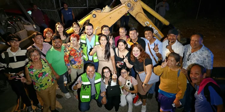 Pavimentación de Paseo de Las Rosas: Nueva cara para Villa Las Flores