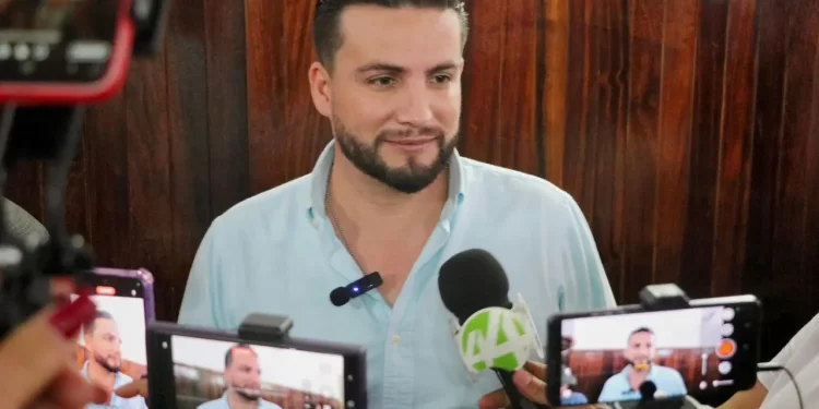 Ayuntamiento de Puerto Vallarta denunciaría a la administración de Luis Michel