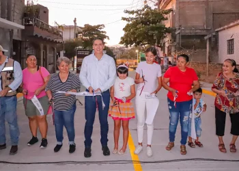 Bucerías: Entregan en tiempo récord la calle Guadalupe Victoria