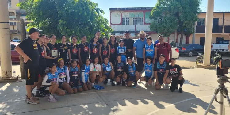 Marineras de Puerto Vallarta: Un club que impulsa el talento femenino y juvenil en el básquetbol