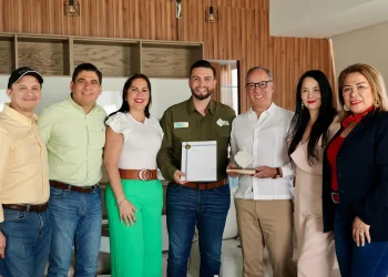 Puerto Vallarta y Punta del Este avanzan hacia el hermanamiento