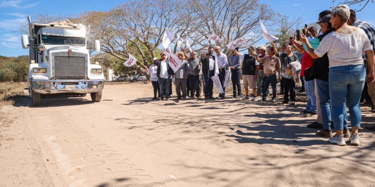 Se impulsa la rehabilitación de caminos rurales en Bahía de Banderas