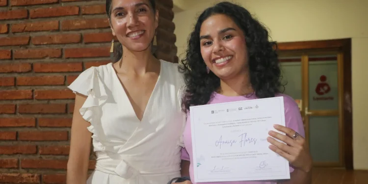 Mujeres creadoras en Vallarta: Reflexión y diálogo sobre el arte y la cultura