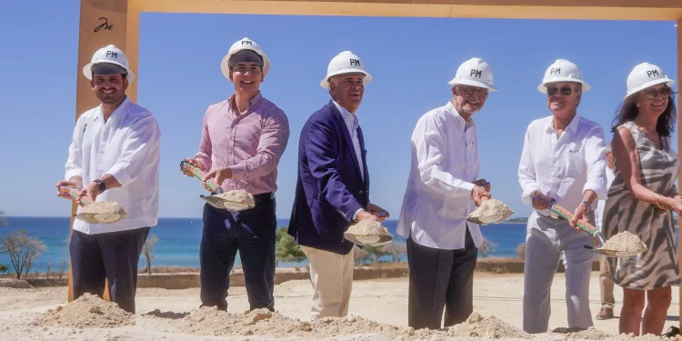 Colocan la primera piedra del Hotel Montage en Punta de Mita Colocan la primera piedra del Hotel Montage en Punta de Mita