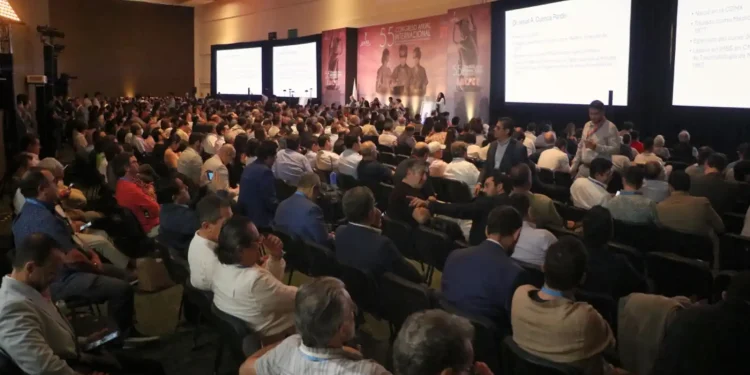 Vallarta recibe congreso internacional de cirugía plástica Vallarta recibe congreso internacional de cirugía plástica