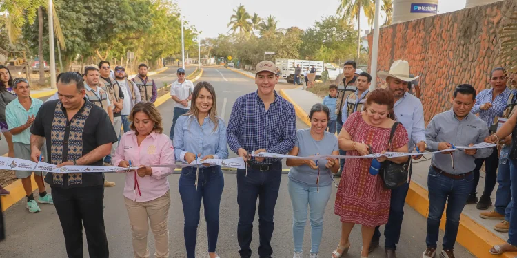 Bucerías estrena nueva vialidad