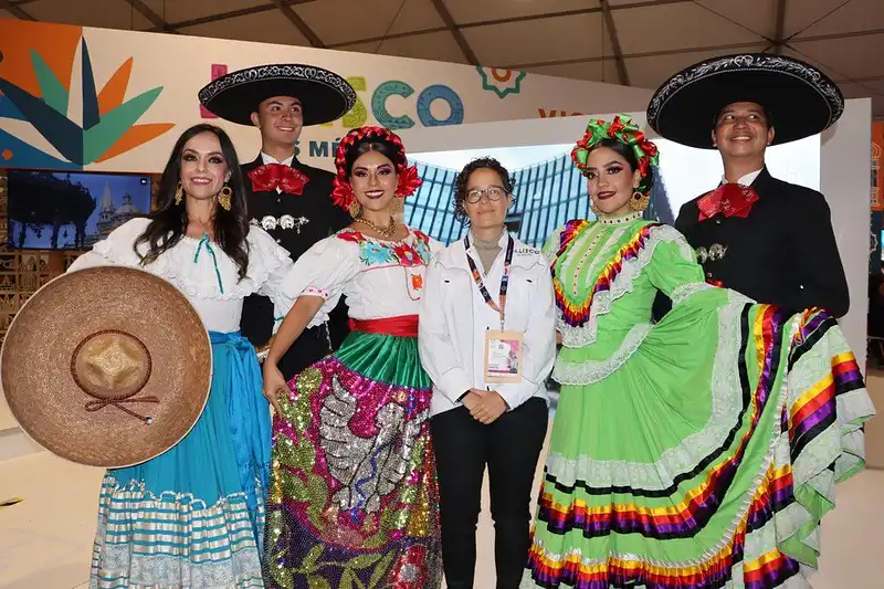 54487777553 af3c34cf24 c