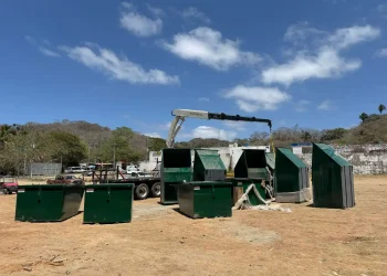 Colocan nuevos contenedores en Sayulita para reforzar la limpieza del pueblo
