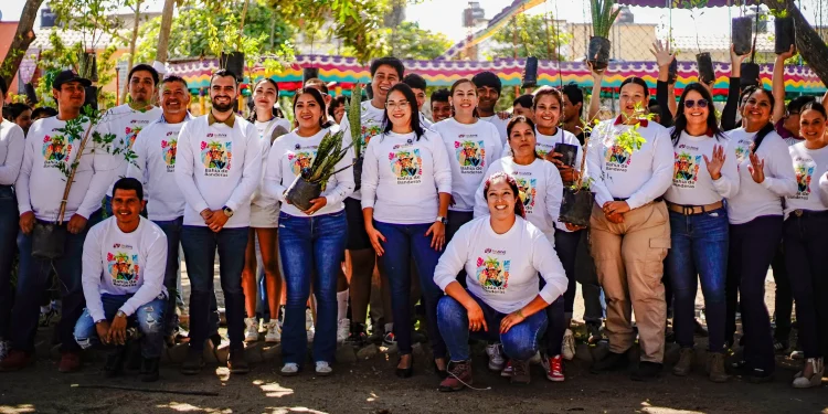 Bahía de Banderas se une al Tequio Nacional por la Paz: Rehabilitan parque en La Misión
