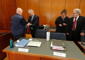 Una dura sentencia confirma la persecución política contra Reiner Fuellmich