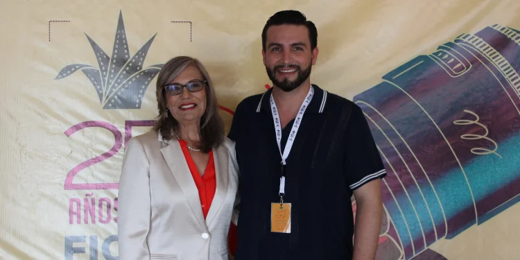 El CUCosta enciende la pantalla con la gala inaugural del Festival Internacional de Cine