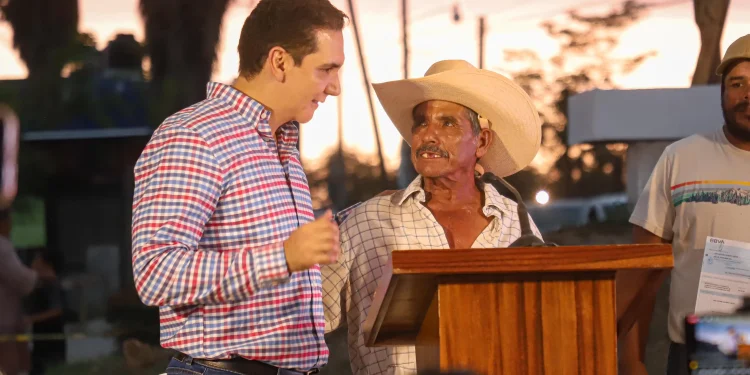 Héctor Santana rinde cuentas desde Jardines del Sol: cercanía, resultados y compromiso