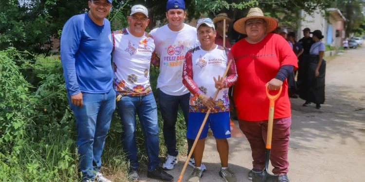 Impulsan limpieza y bienestar comunitario en Bucerías con nueva jornada del “Limpiatón”