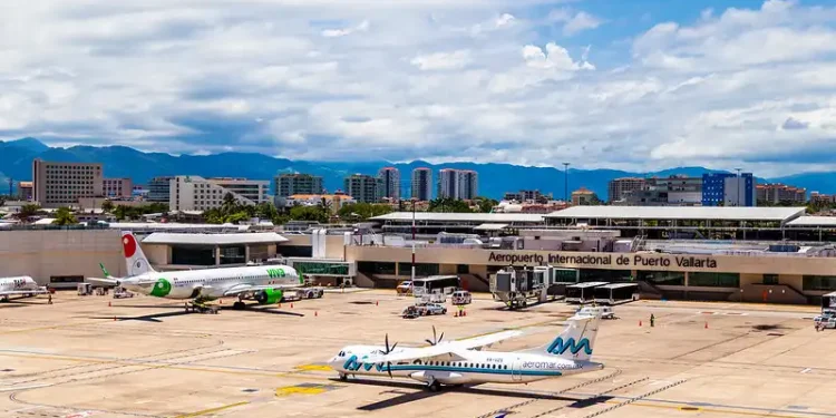 Amplía Puerto Vallarta conectividad con San Diego y St. Louis, Missouri