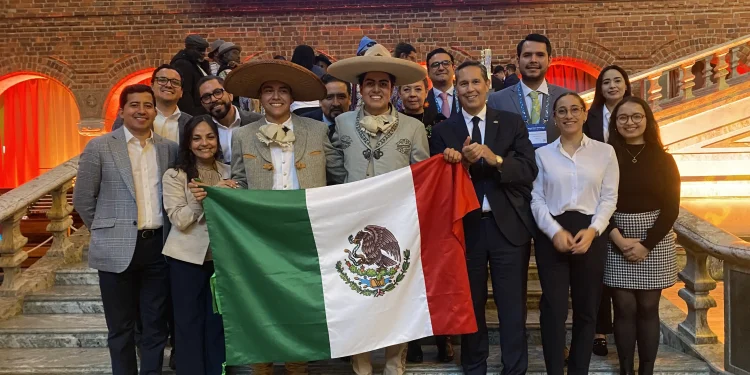 Jóvenes mexicanos llevan innovación hídrica a la Semana Mundial del Agua en Estocolmo
