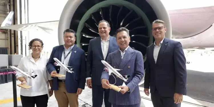 Jalisco presenta 5 nuevas rutas aéreas y la incorporación del avión 150 de Volaris Jalisco presenta 5 nuevas rutas aéreas y la incorporación del avión 150 de Volaris