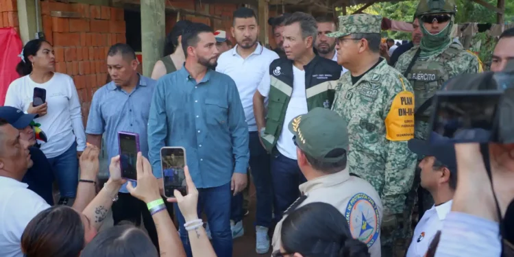 Lemus y Munguía reafirman compromiso con Puerto Vallarta tras severas inundaciones