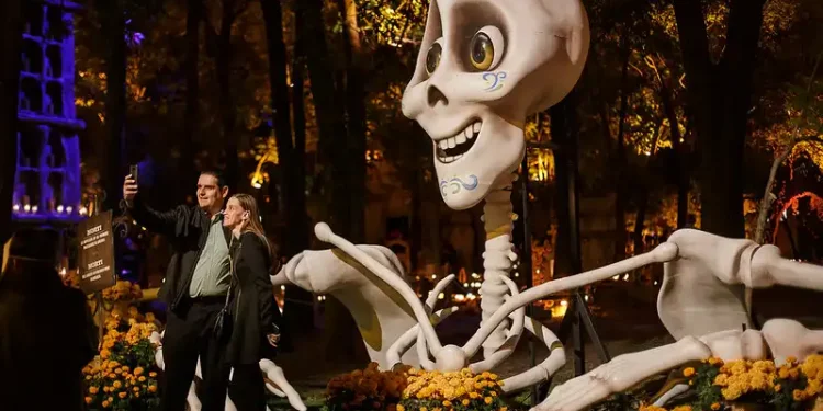 Ofrece Jalisco amplia agenda para conmemorar el Día de Muertos