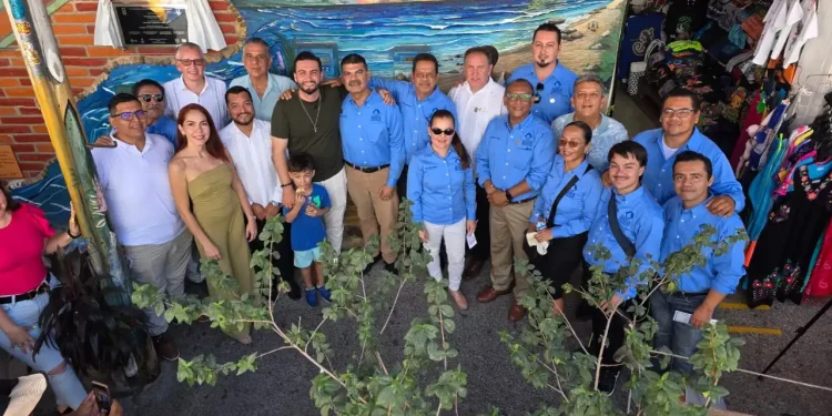 Reconocen al Mercado Río Cuale como joya arquitectónica de México