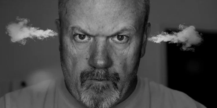 Irradiados e irritados: La sutil influencia del bombardeo inalámbrico Irradiados e irritados: La sutil influencia del bombardeo inalámbrico