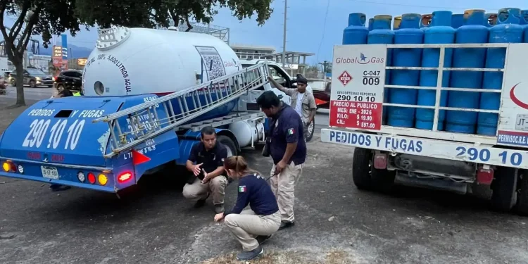 Héctor Santana refuerza la supervisión y vigilancia de gaseras en Bahía de Banderas