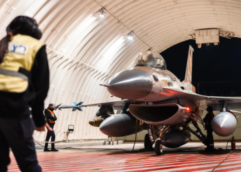 Israel «intensificará significativamente» los ataques contra Irán