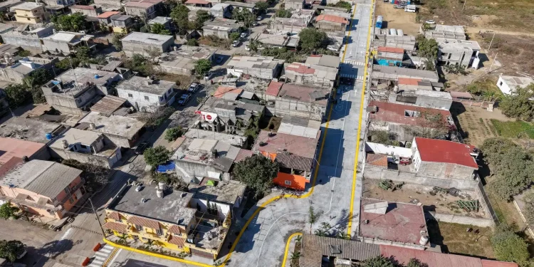 Gobierno de Bahía de Banderas inaugura la calle Violeta en San Juan de Abajo