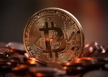 Gigantes de Wall Street: Tras meses de caída, el bitcoin puede haber encontrado su piso