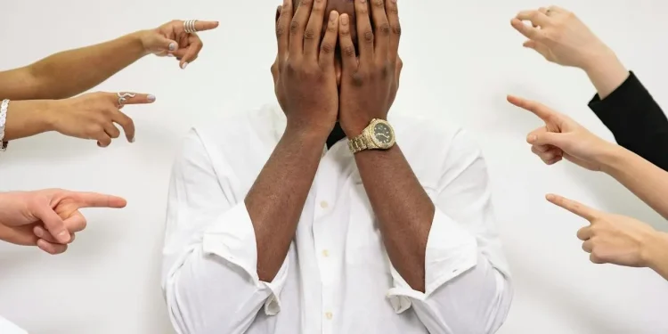 El odio: Líquido amniótico de las ideologías modernas