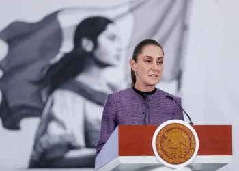 Sheinbaum destaca tregua entre Irán y EU y alivio en los precios del petróleo