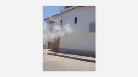 <div>Funcionarios y narcos en México "han estado en la cama por años": jefe de la DEA</div> 1 Momento exacto del ataque a balazos contra la vivienda del gobernador con licencia de Sinaloa